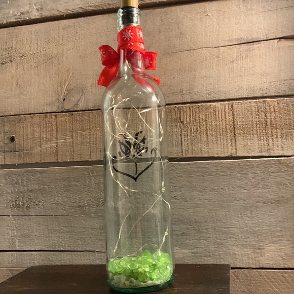 Grinch face wine bottle lantern - Picture 10 of 10